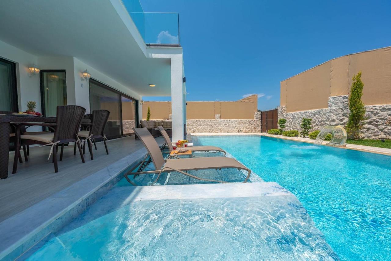 La Marbella Villa Fethiye Exterior photo